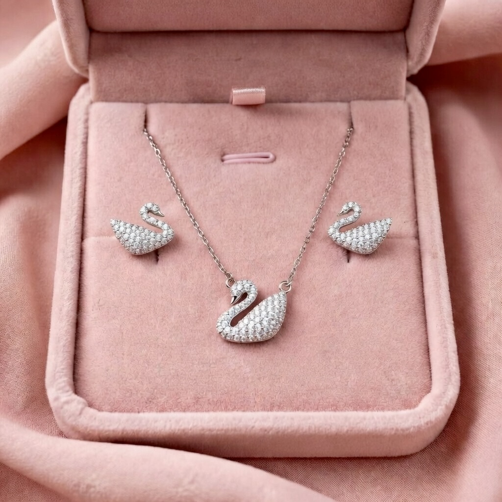 Elegant Swarovski Duck Set