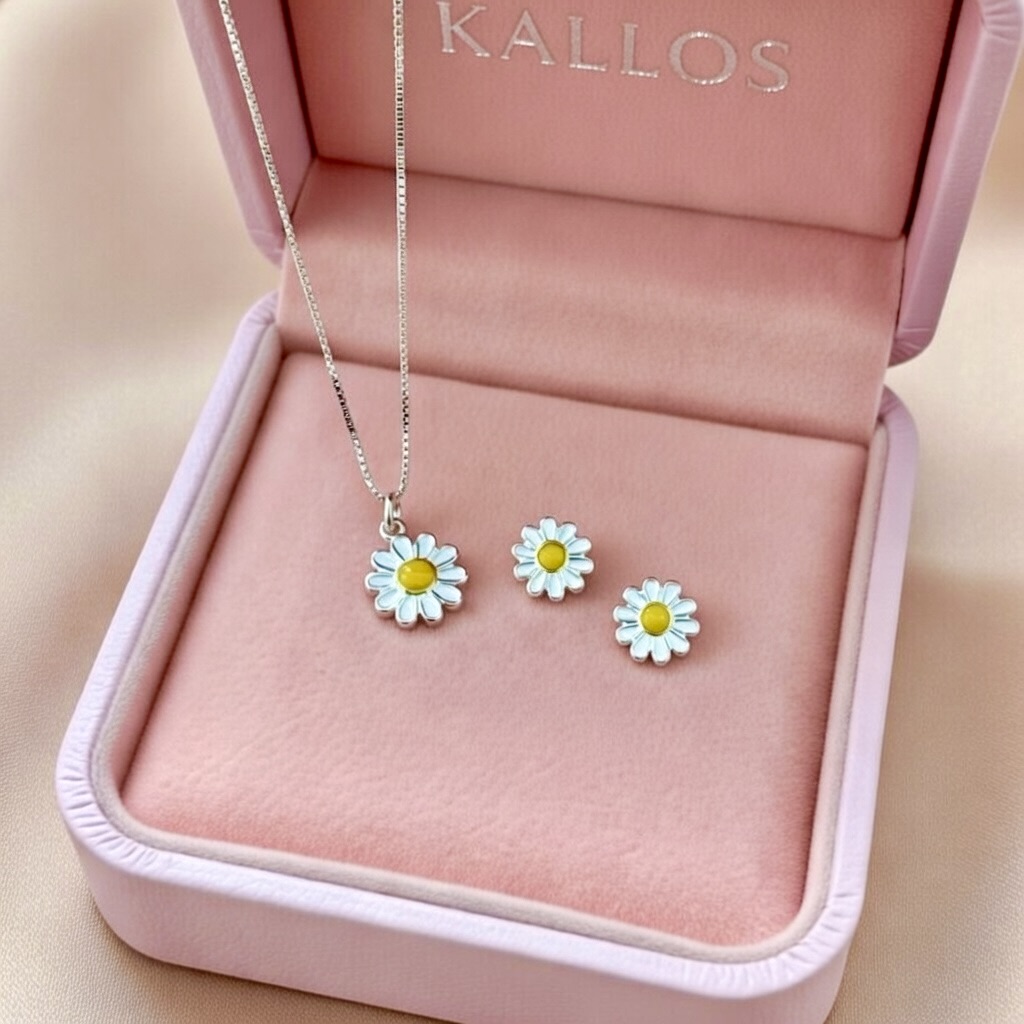 Daisy Necklace and Earrings Set