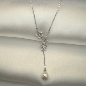 Floral Pearl Chain Necklace - Image 3