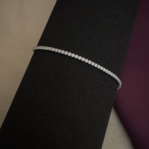 Timeless Elegance Silver Bracelet - Image 3